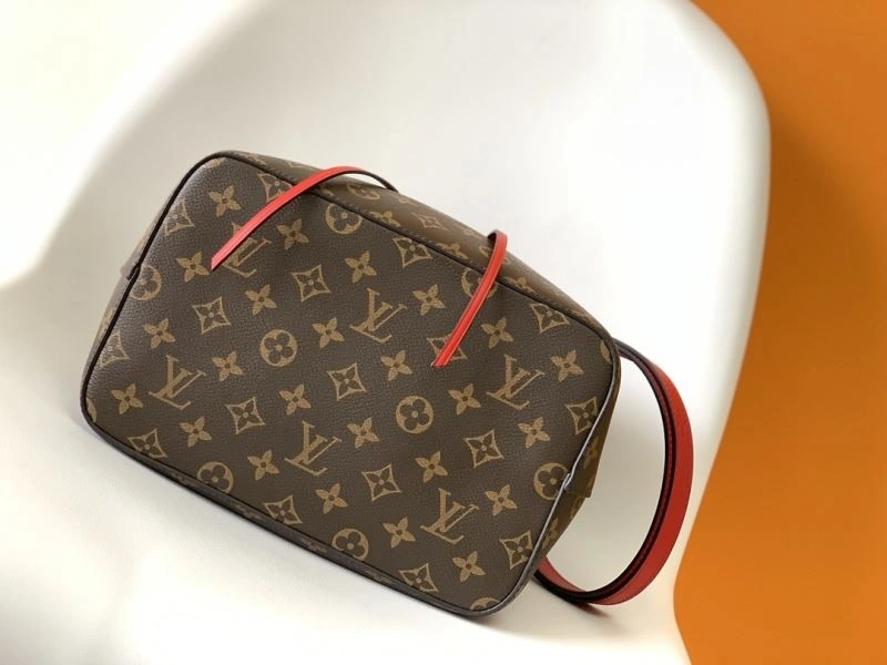 HighQuality Louis Vuitton Bucket Bags 94449