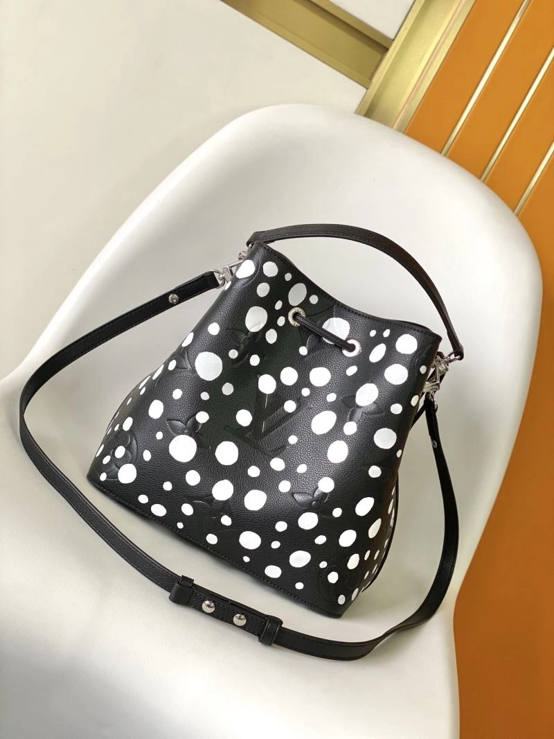 Supportive Louis Vuitton Bucket Bags 94439