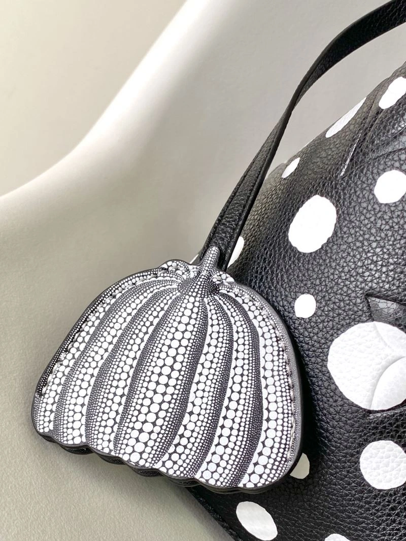Supportive Louis Vuitton Bucket Bags 94439