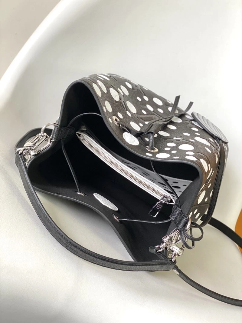 Supportive Louis Vuitton Bucket Bags 94439