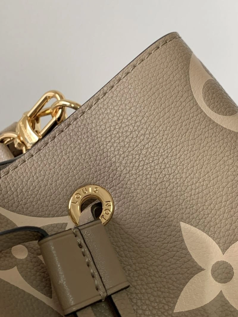 Neat Louis Vuitton Bucket Bags 94395