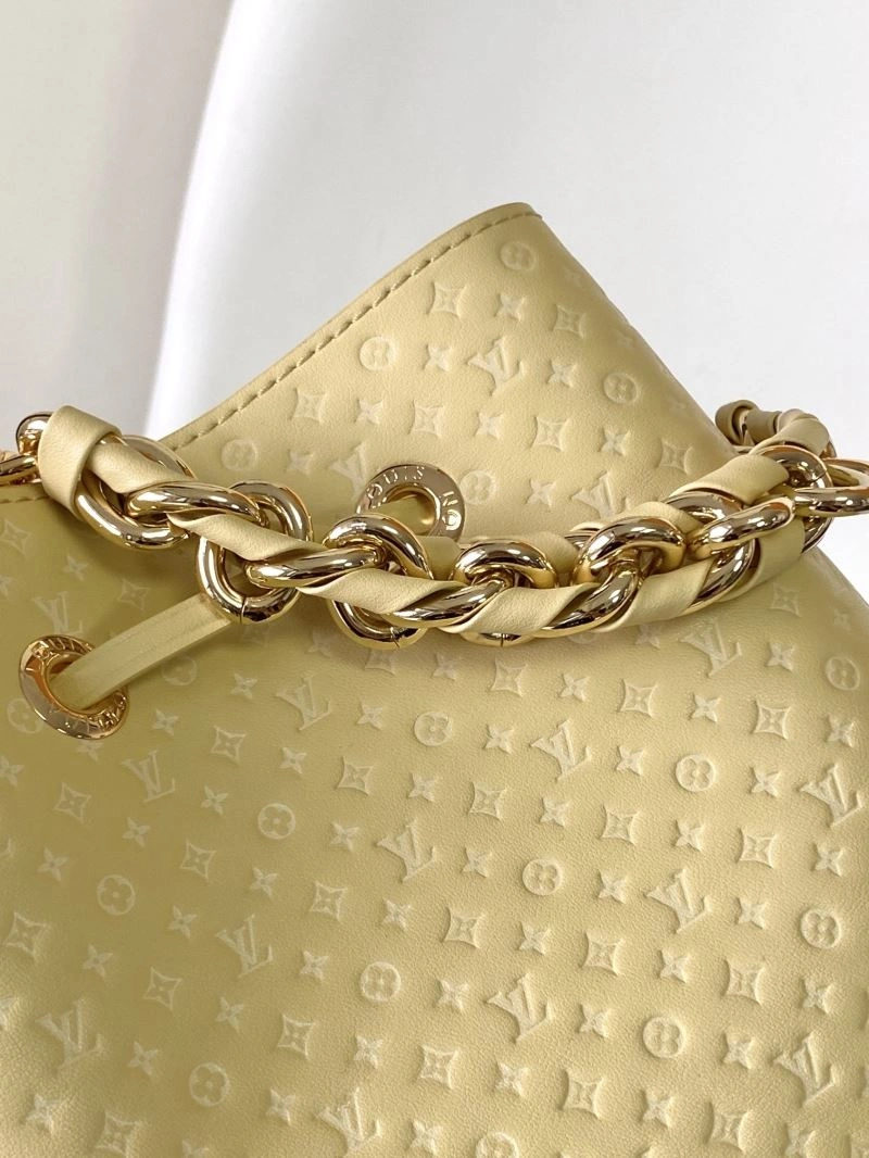 Louis Vuitton Bucket Bags Snug 94394