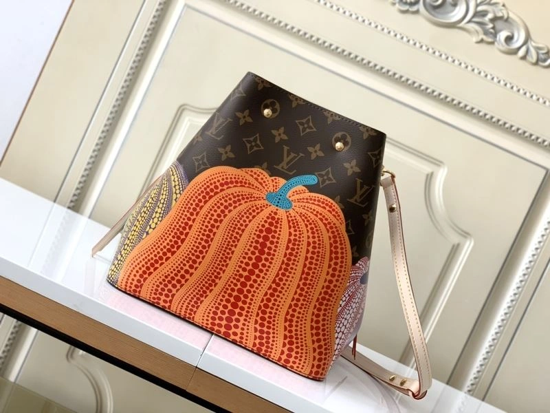 Louis Vuitton Bucket Bags MultiPurpose 94430