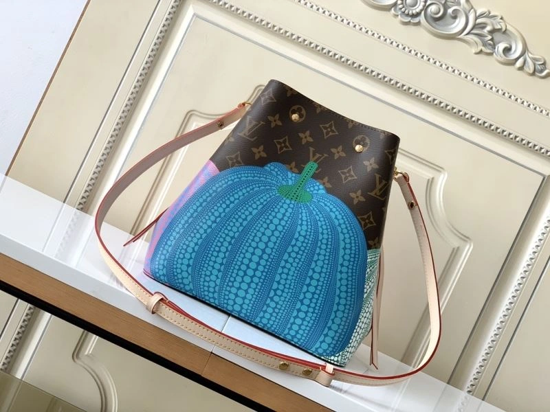 Louis Vuitton Bucket Bags MultiPurpose 94430