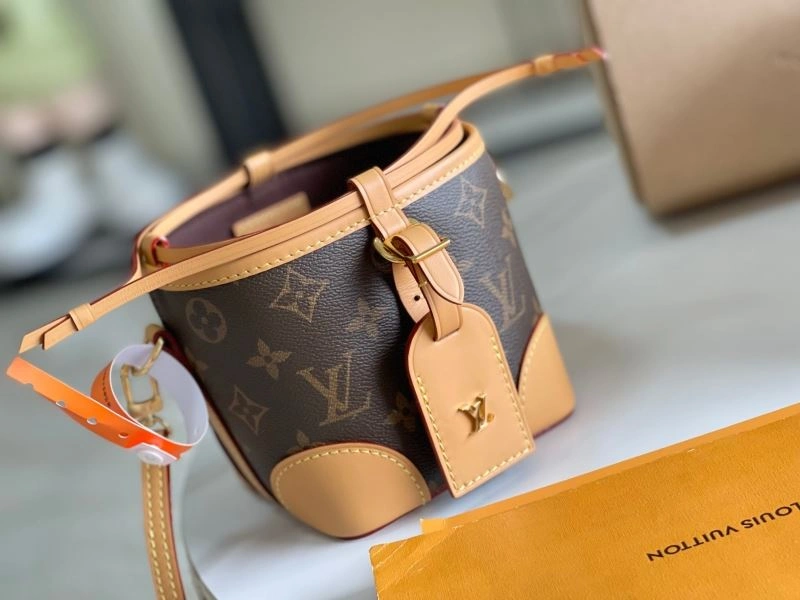 ZeroBulk Louis Vuitton Bucket Bags 94103