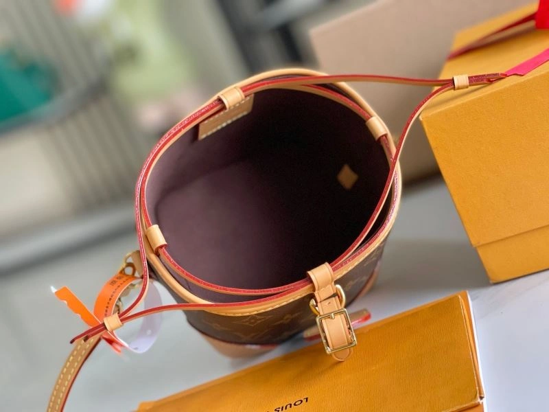 ZeroBulk Louis Vuitton Bucket Bags 94103