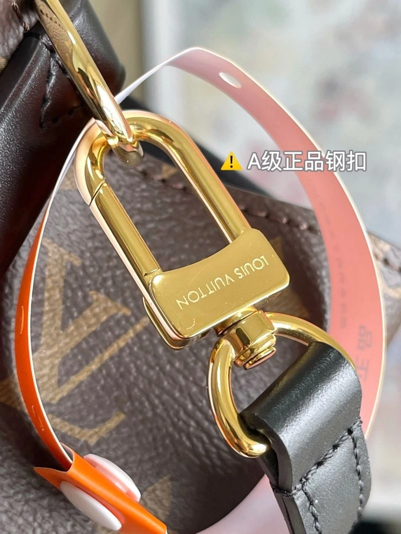 Louis Vuitton Bucket Bags Trendsetting 94065