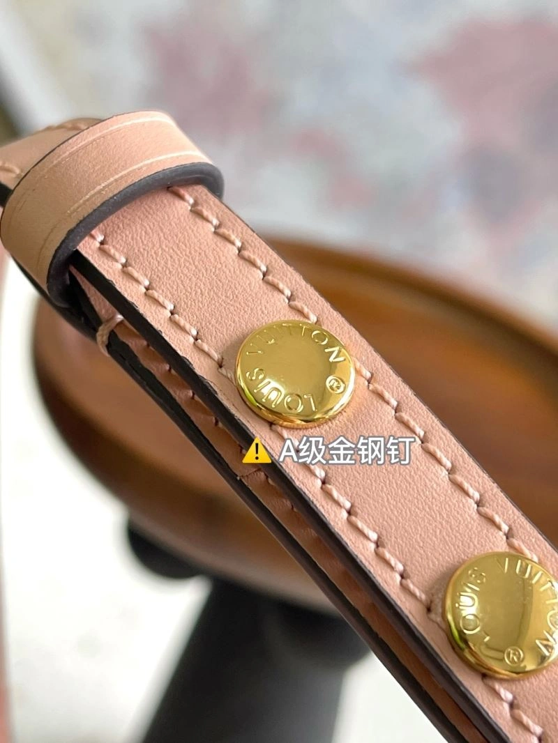 Effortless Louis Vuitton Bucket Bags 94062