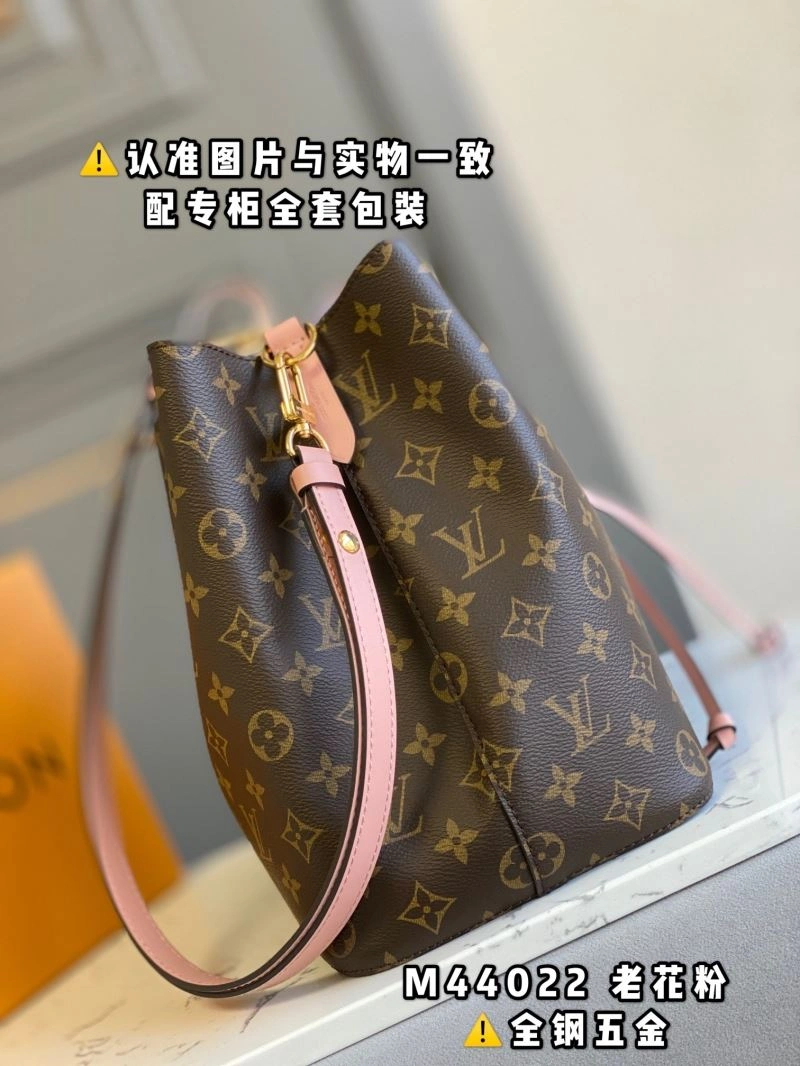 Louis Vuitton Bucket Bags Bold 94066