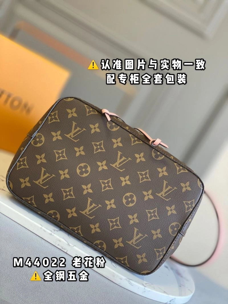 Louis Vuitton Bucket Bags Bold 94066