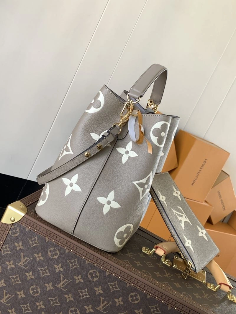 Louis Vuitton Bucket Bags Durable 93879
