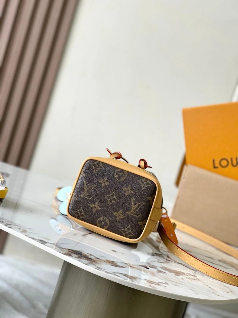 Bold Louis Vuitton Bucket Bags 93665