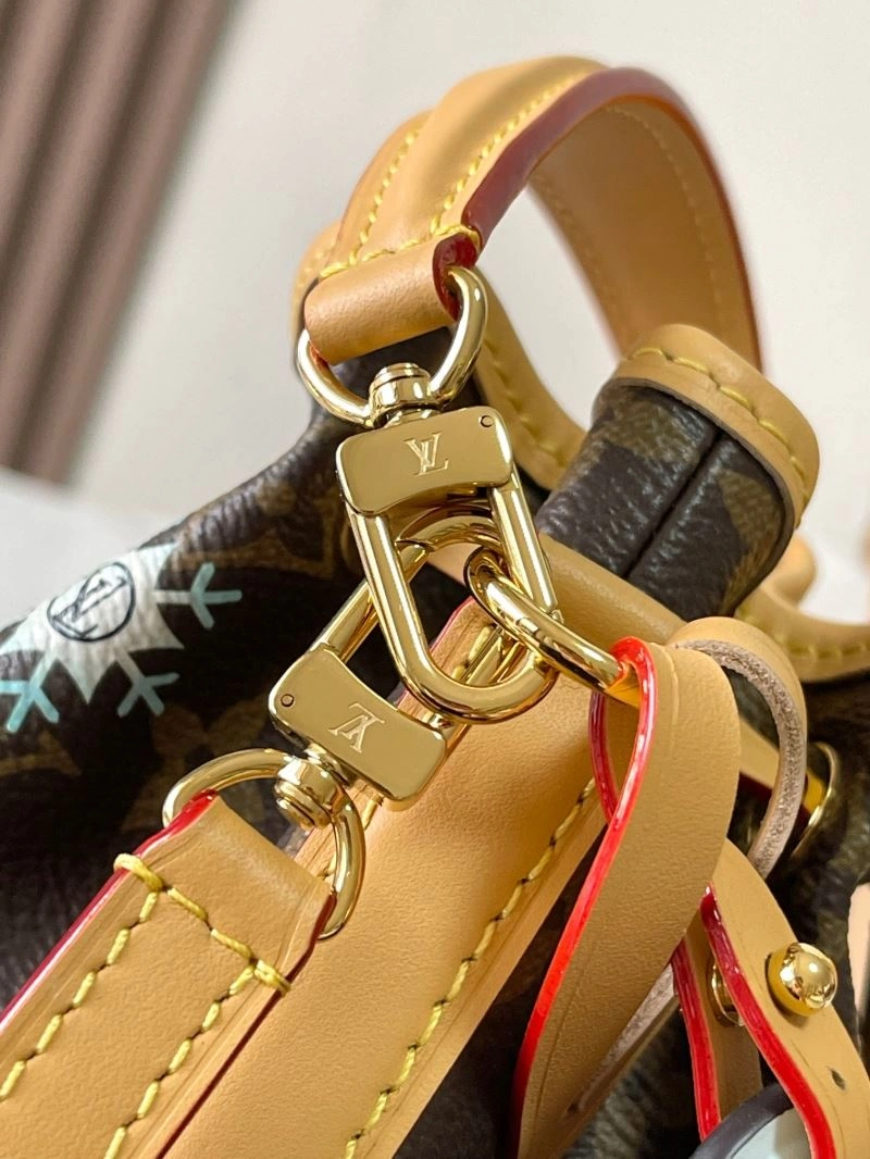 Bold Louis Vuitton Bucket Bags 93665