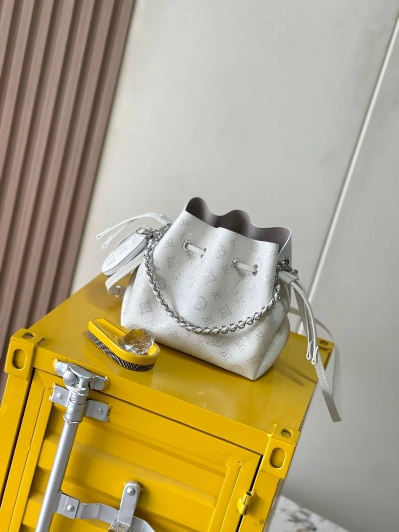 WeatherProof Louis Vuitton Bucket Bags 93661