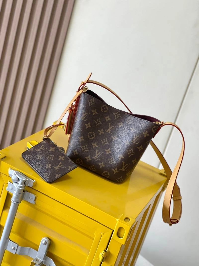 Louis Vuitton Bucket Bags Popular 93651