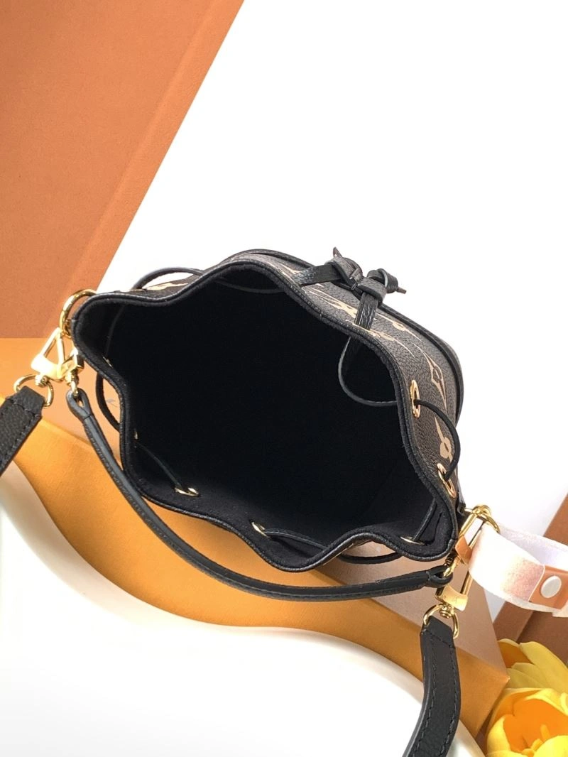 Louis Vuitton Bucket Bags MoistureWicking 93664