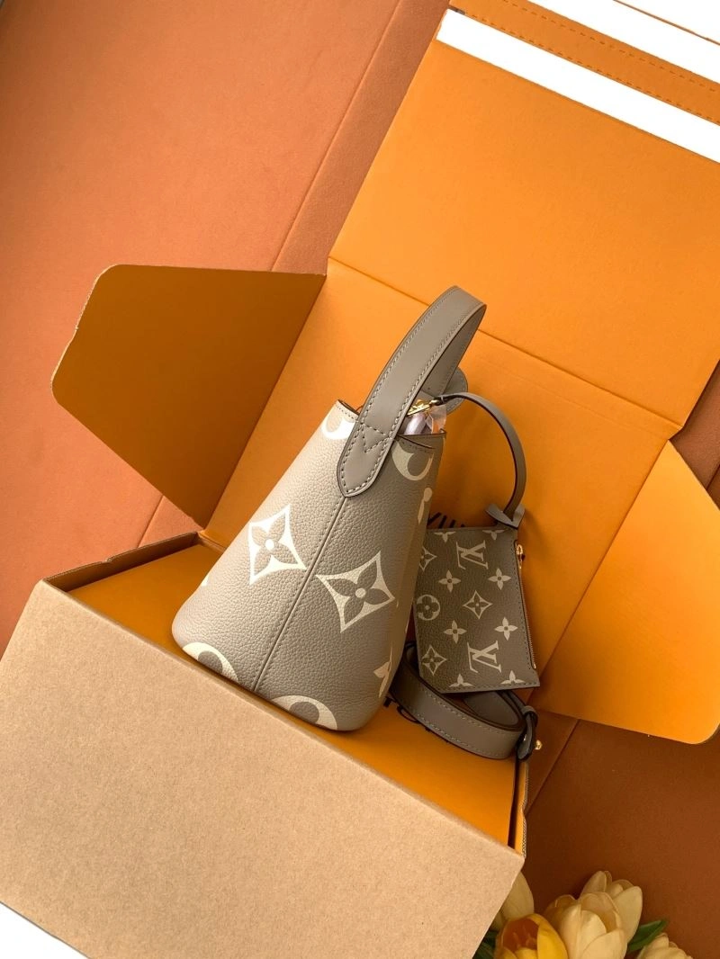 Louis Vuitton Bucket Bags SoftTouch 93644
