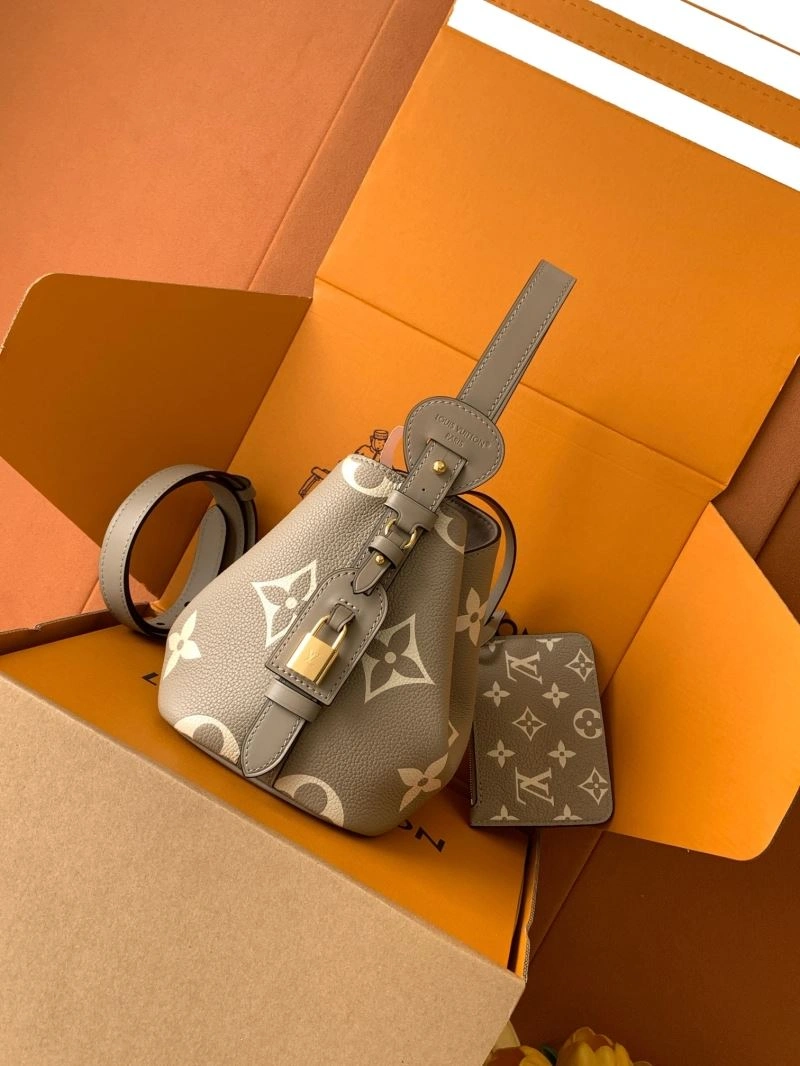 Louis Vuitton Bucket Bags SoftTouch 93644