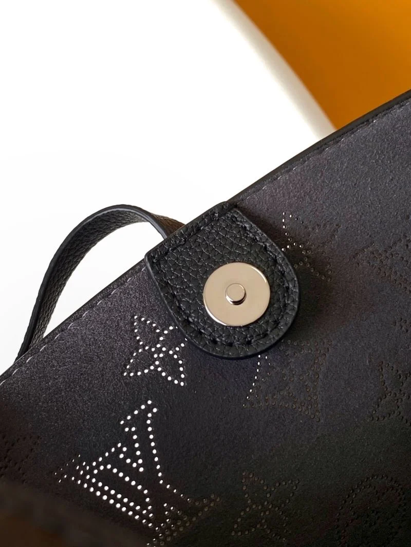 Louis Vuitton Bucket Bags OnTrend 43396