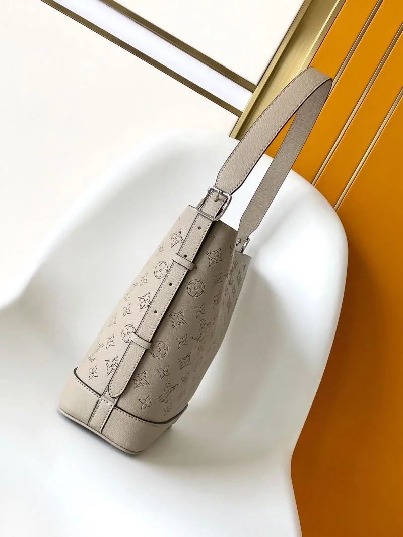 SoftTouch Louis Vuitton Bucket Bags 43395