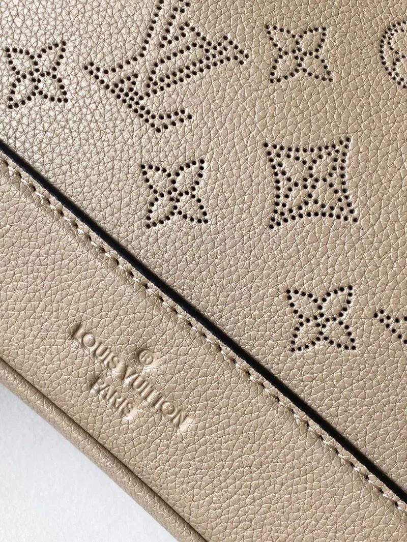 SoftTouch Louis Vuitton Bucket Bags 43395