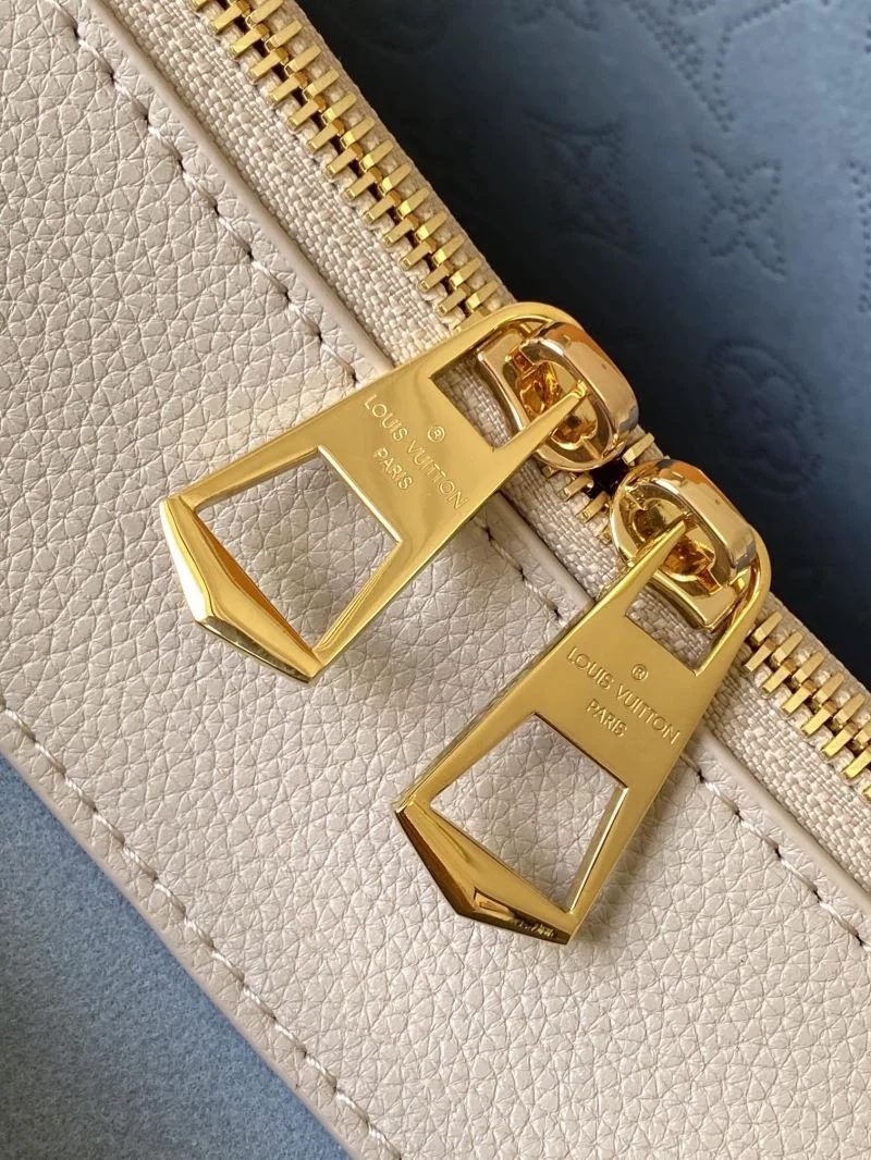Cozy Louis Vuitton Bucket Bags 43390