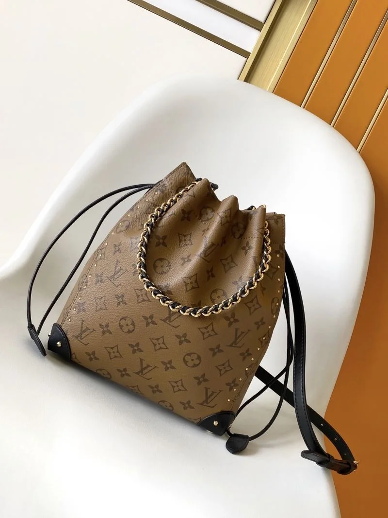 Louis Vuitton Bucket Bags Sporty 43393