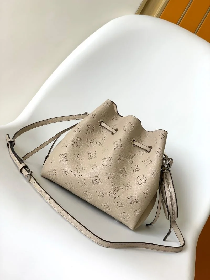 Louis Vuitton Bucket Bags QuickDry 43028