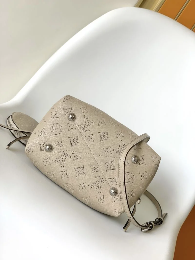 Louis Vuitton Bucket Bags QuickDry 43028