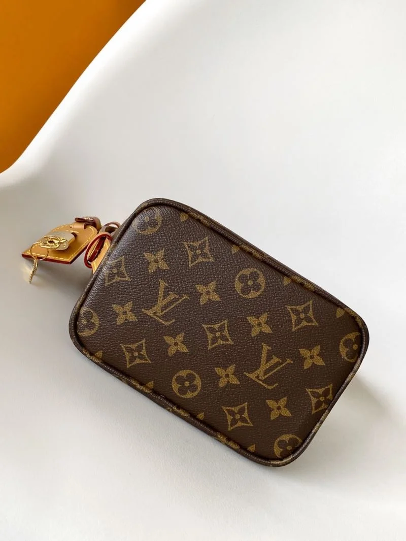 Sleek Louis Vuitton Bucket Bags 43026