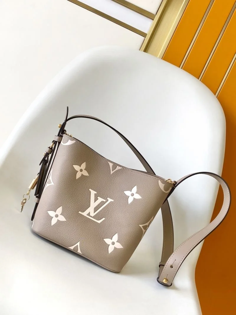Louis Vuitton Bucket Bags Resilient 43024