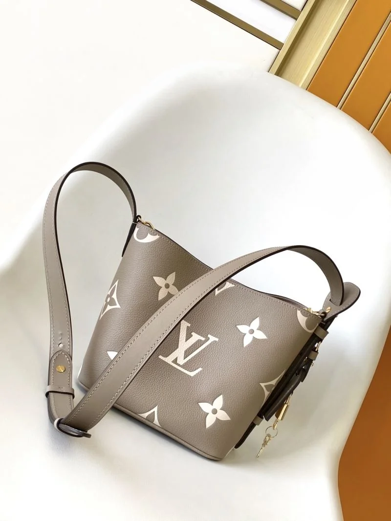Louis Vuitton Bucket Bags Resilient 43024
