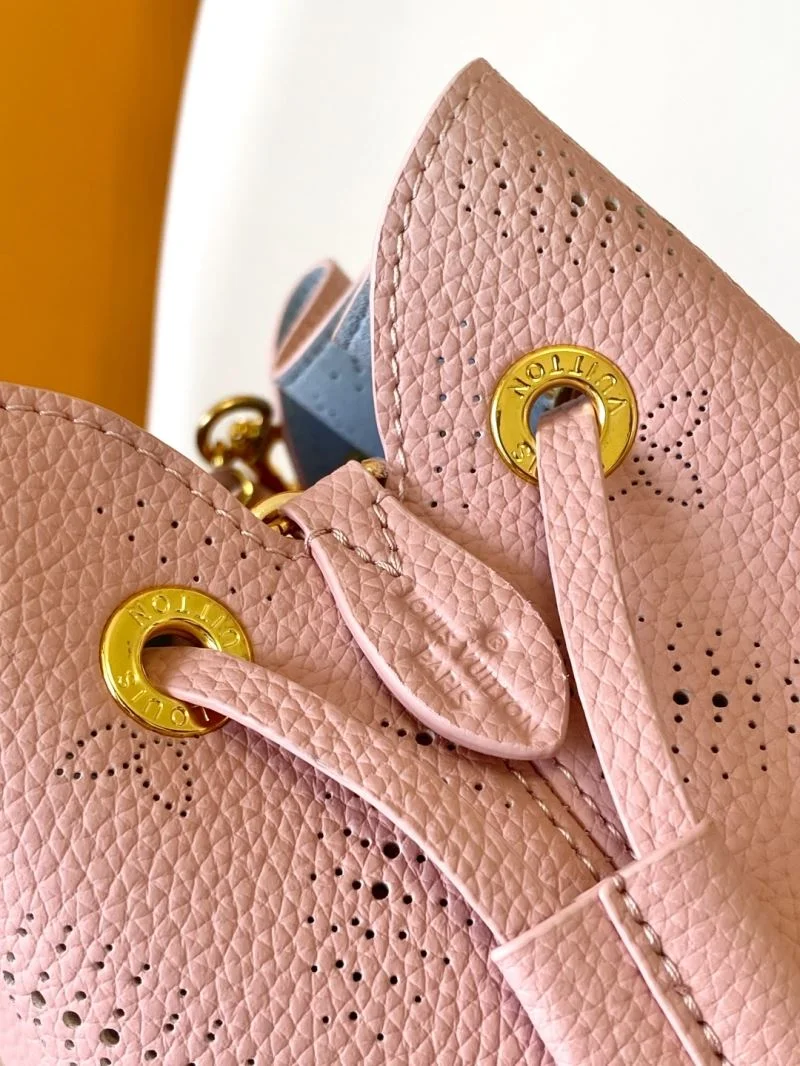 TechFriendly Louis Vuitton Bucket Bags 43022