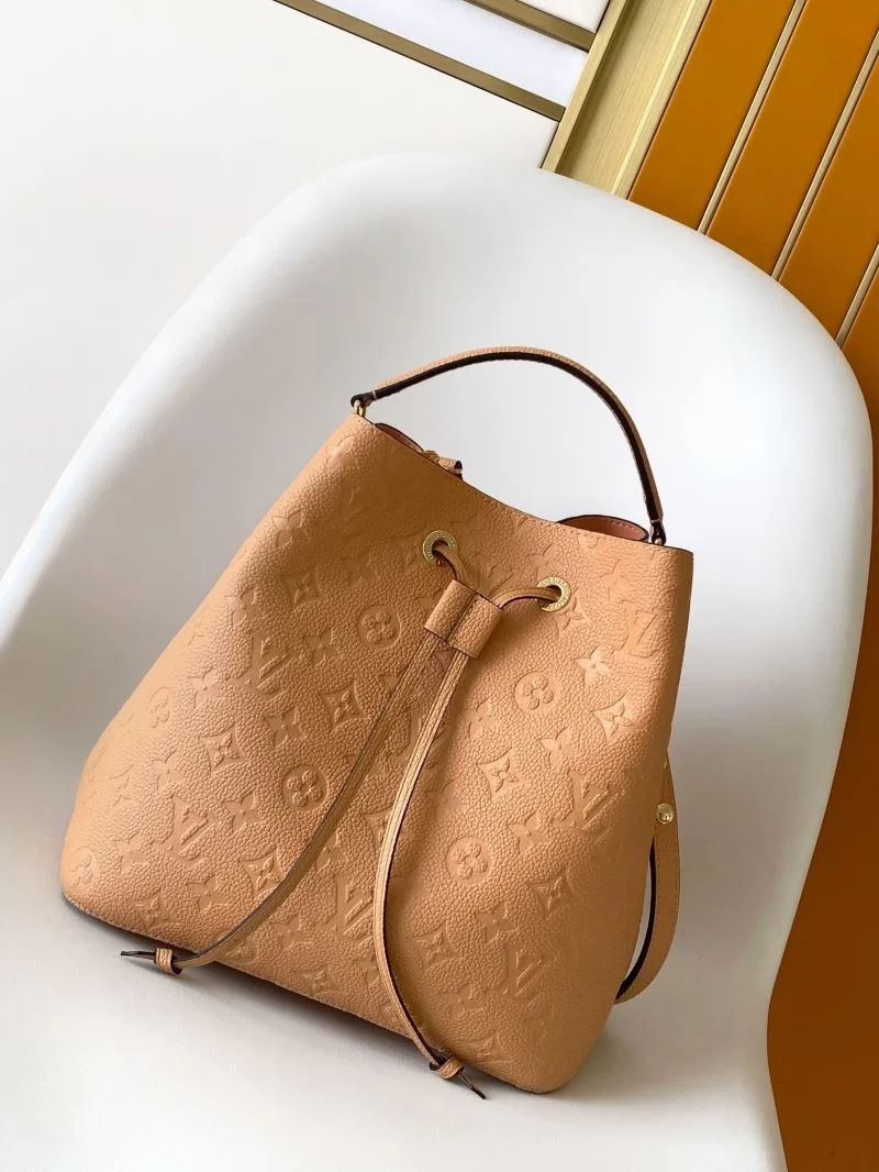 Louis Vuitton Bucket Bags Supportive 43134