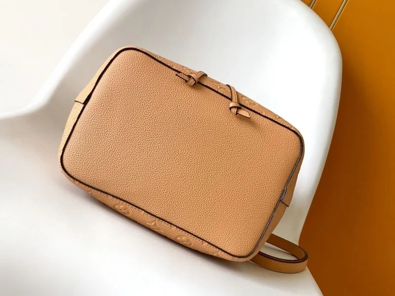 Louis Vuitton Bucket Bags Supportive 43134