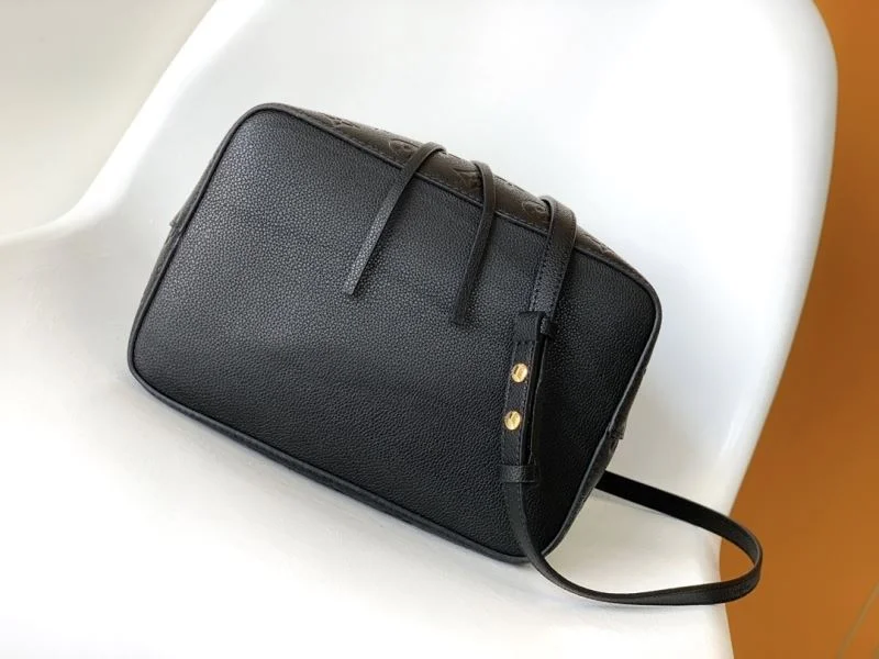 Functional Louis Vuitton Bucket Bags 43007