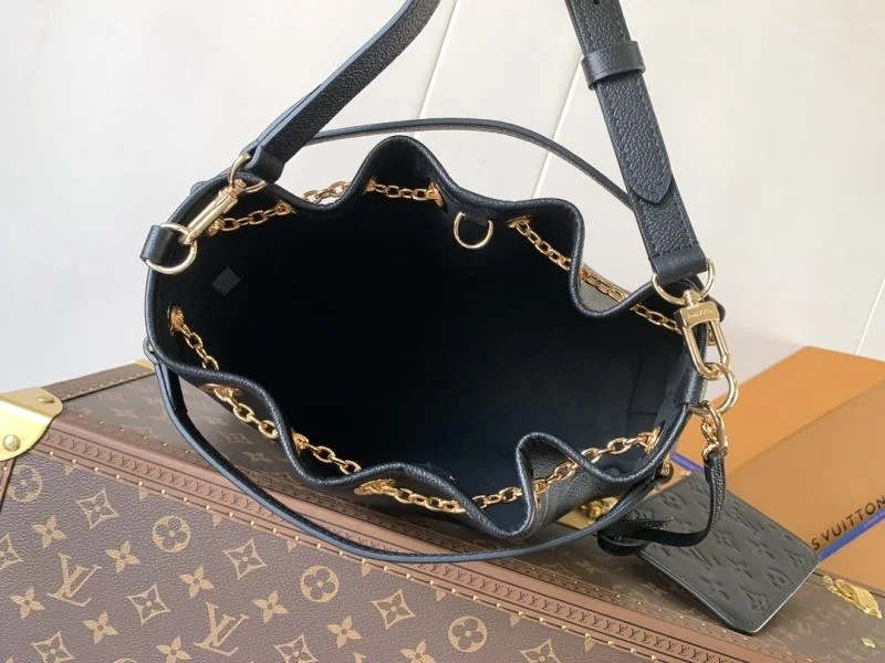 Stretchable Louis Vuitton Bucket Bags 43017