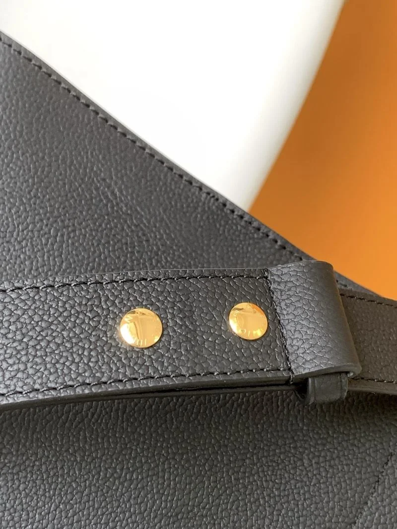 Louis Vuitton Bucket Bags WaterResistant 43011