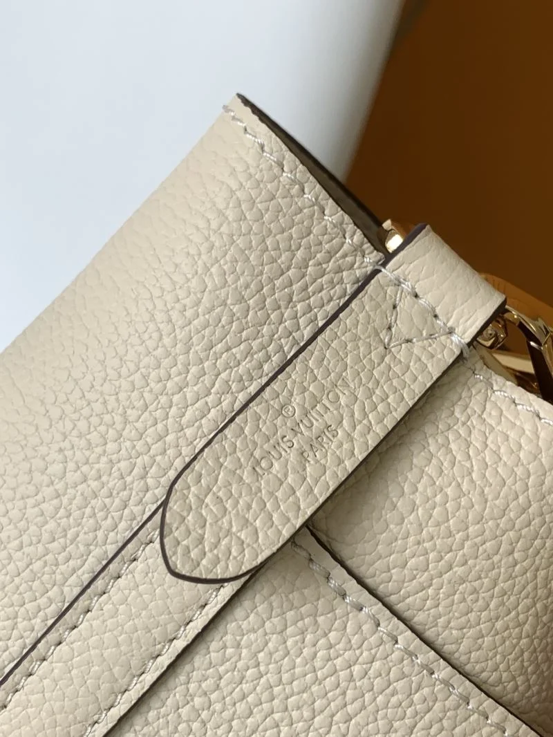 Louis Vuitton Bucket Bags Durable 43003