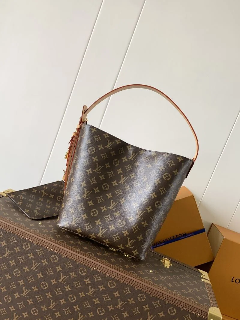 Louis Vuitton Bucket Bags Sleek 42999