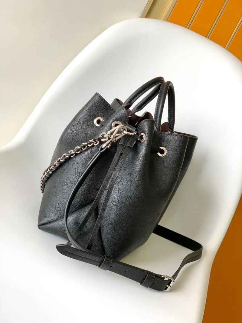 Resilient Louis Vuitton Bucket Bags 43032