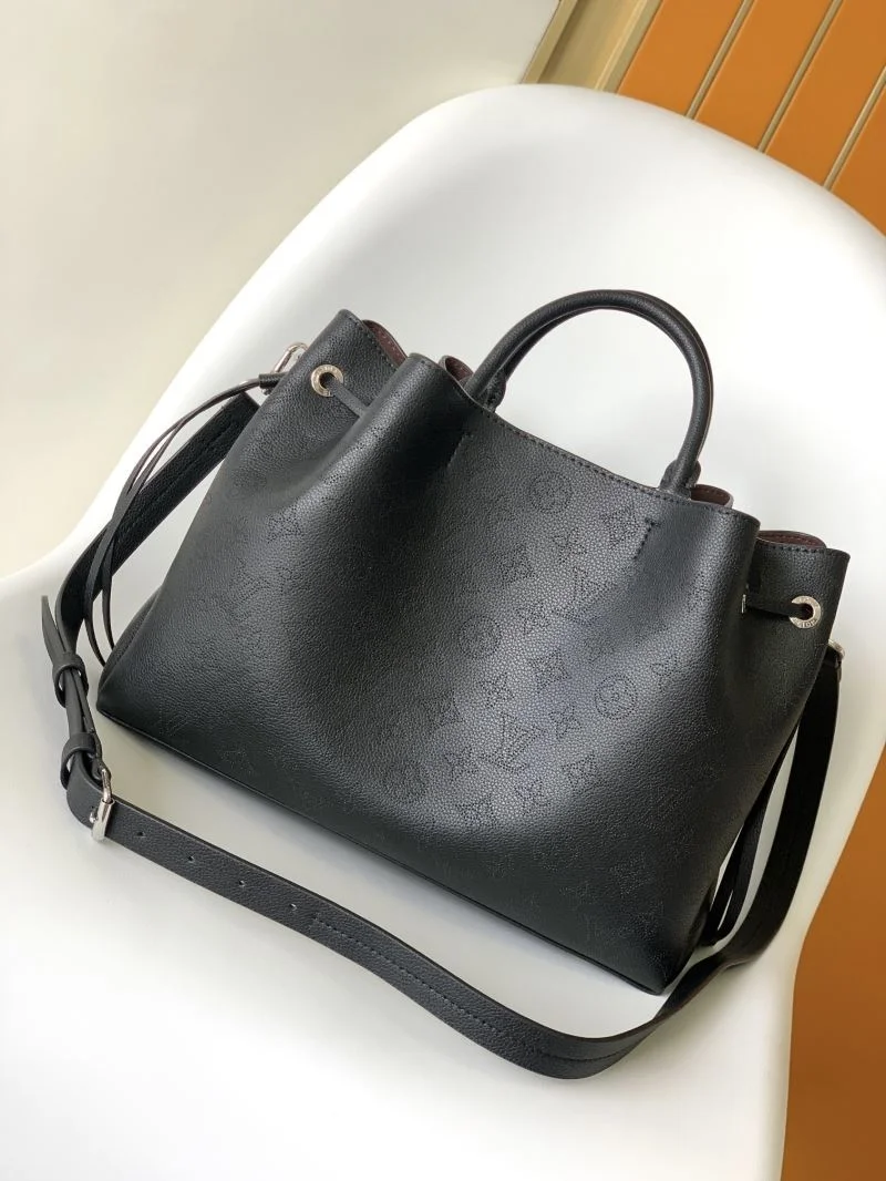 Resilient Louis Vuitton Bucket Bags 43032