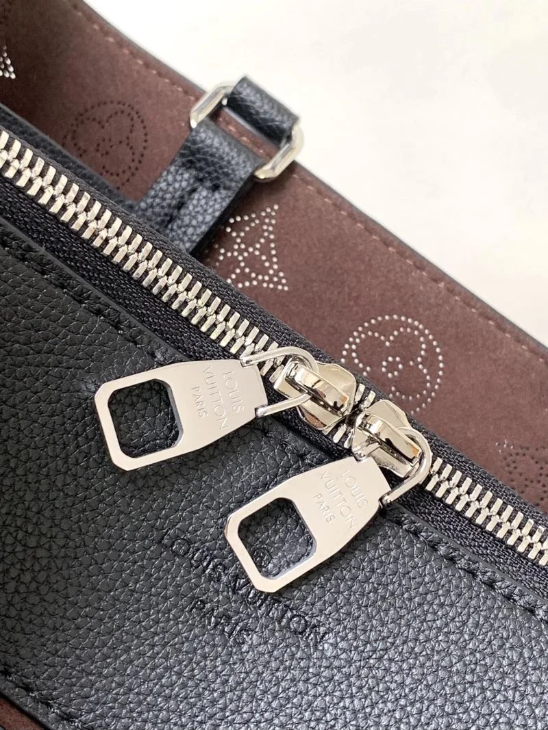 Resilient Louis Vuitton Bucket Bags 43032