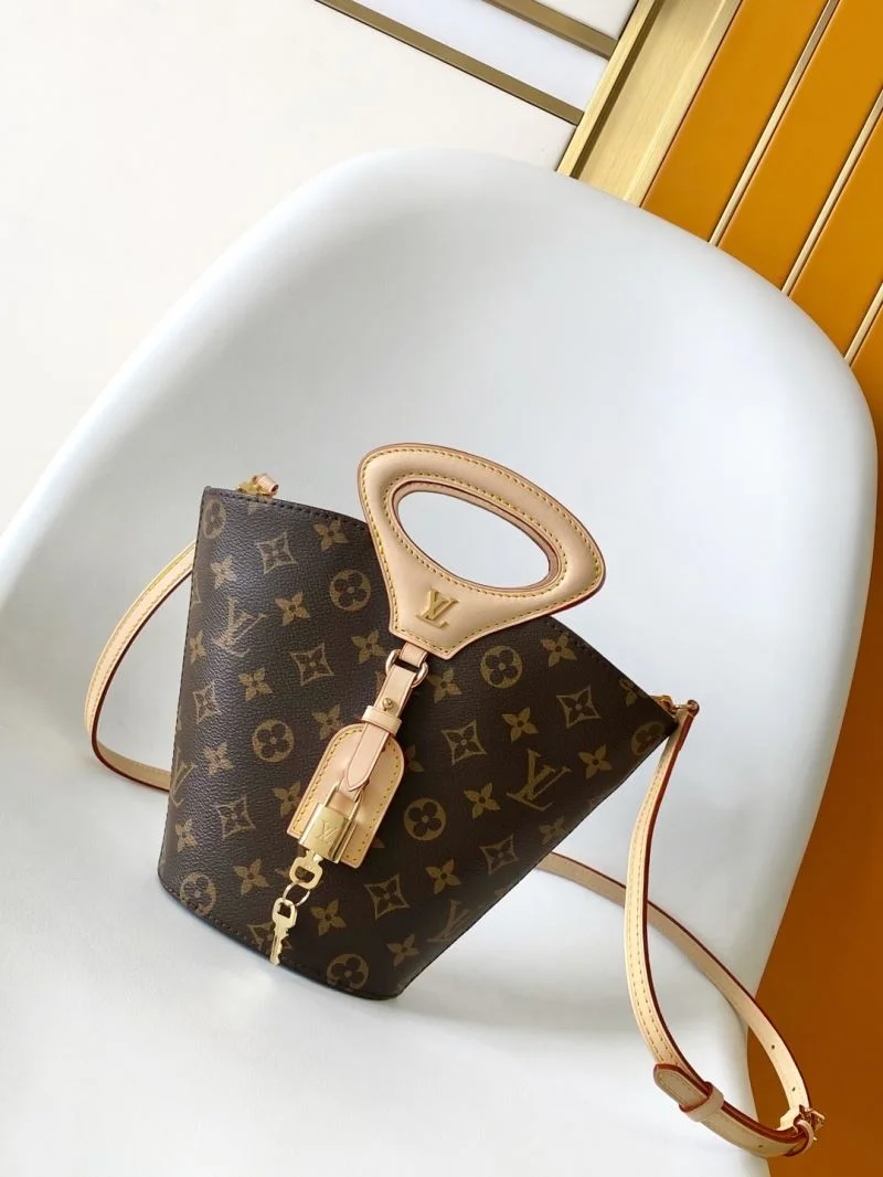 Louis Vuitton Bucket Bags Minimalist 42987
