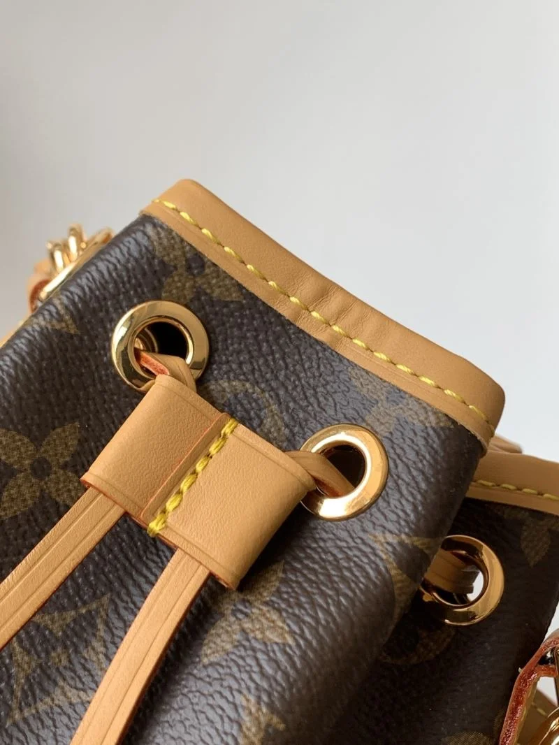 Louis Vuitton Bucket Bags OnTrend 42986