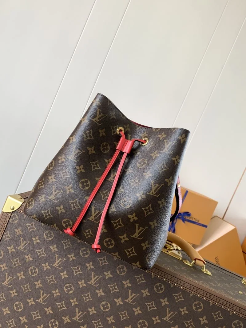 Cozy Louis Vuitton Bucket Bags 42984