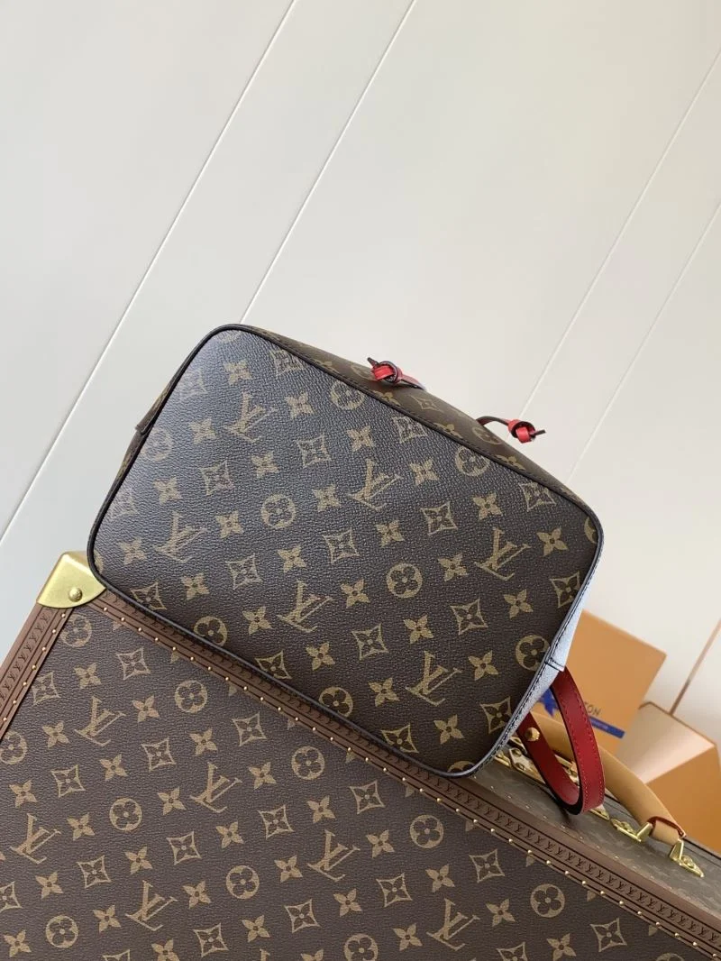 Cozy Louis Vuitton Bucket Bags 42984