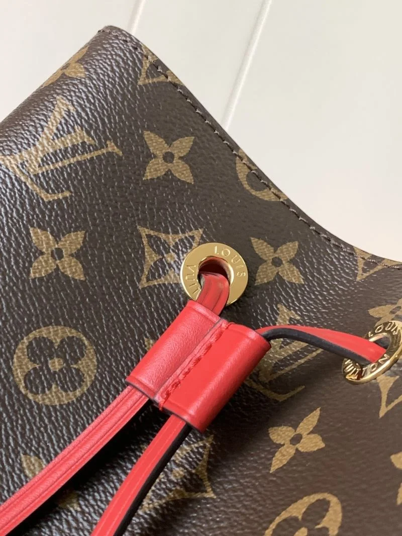 Cozy Louis Vuitton Bucket Bags 42984