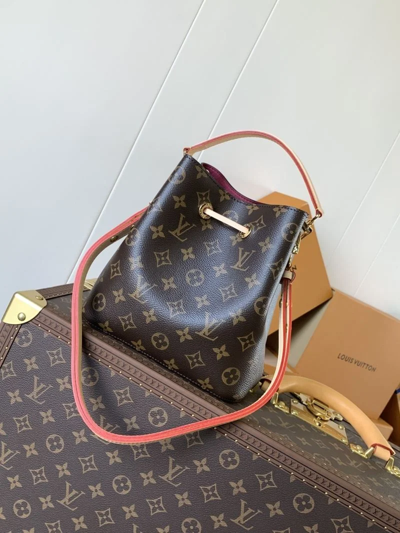 Louis Vuitton Bucket Bags AllSeason 42982