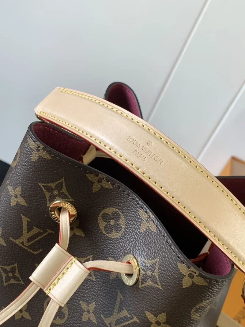 Louis Vuitton Bucket Bags AllSeason 42982